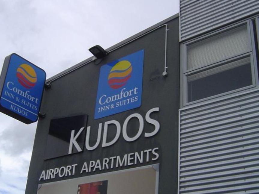 Kudos Business Suites & Airport Motel Окленд Экстерьер фото